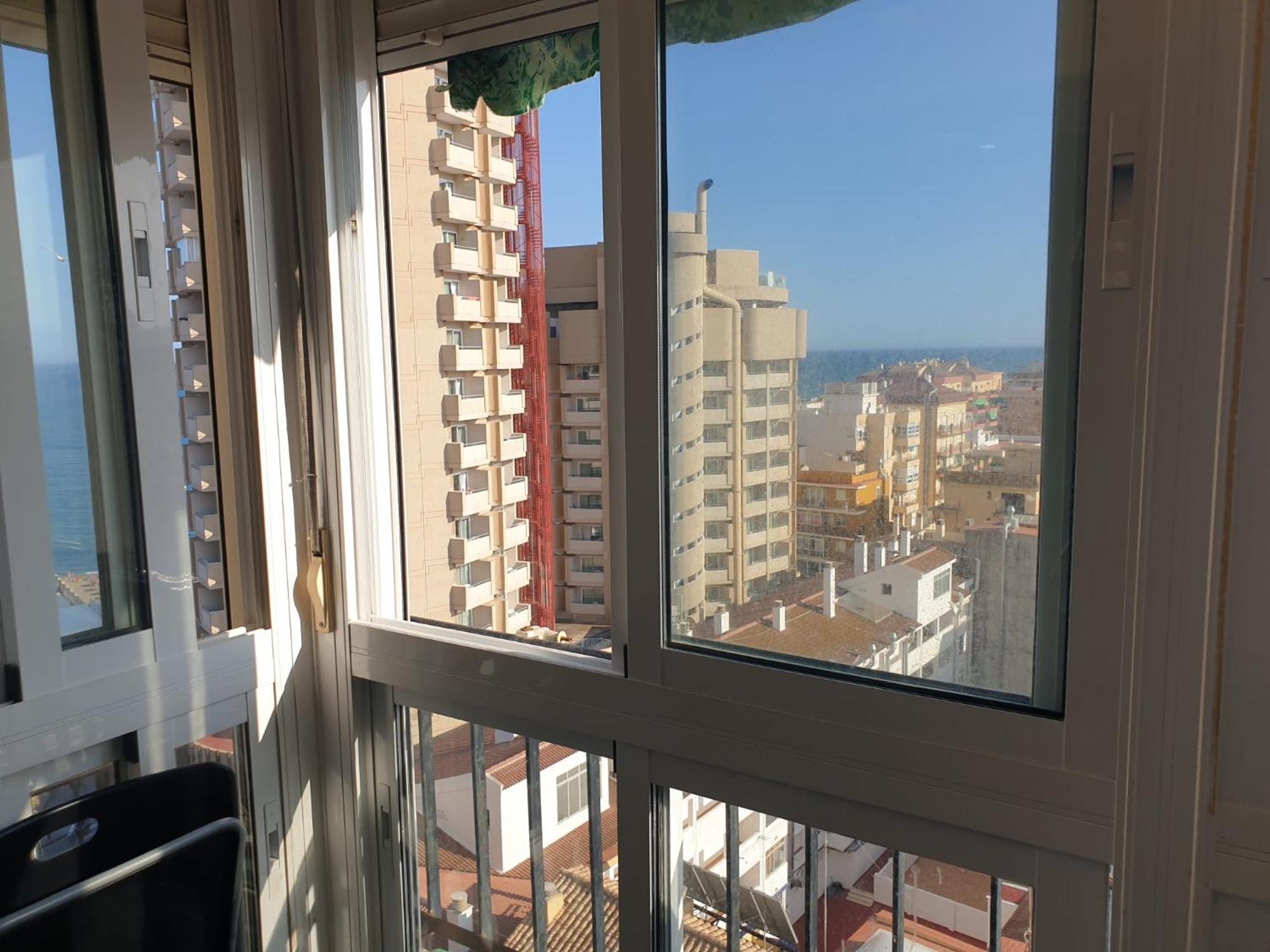 شقة Apartamento Moderno Centrico فوينخيرولا المظهر الخارجي الصورة